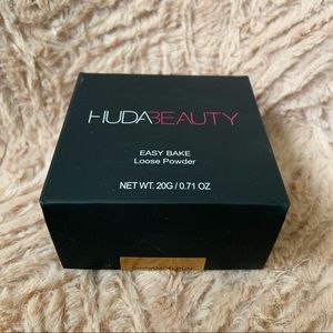 Huda Easy Bake Loose Powder